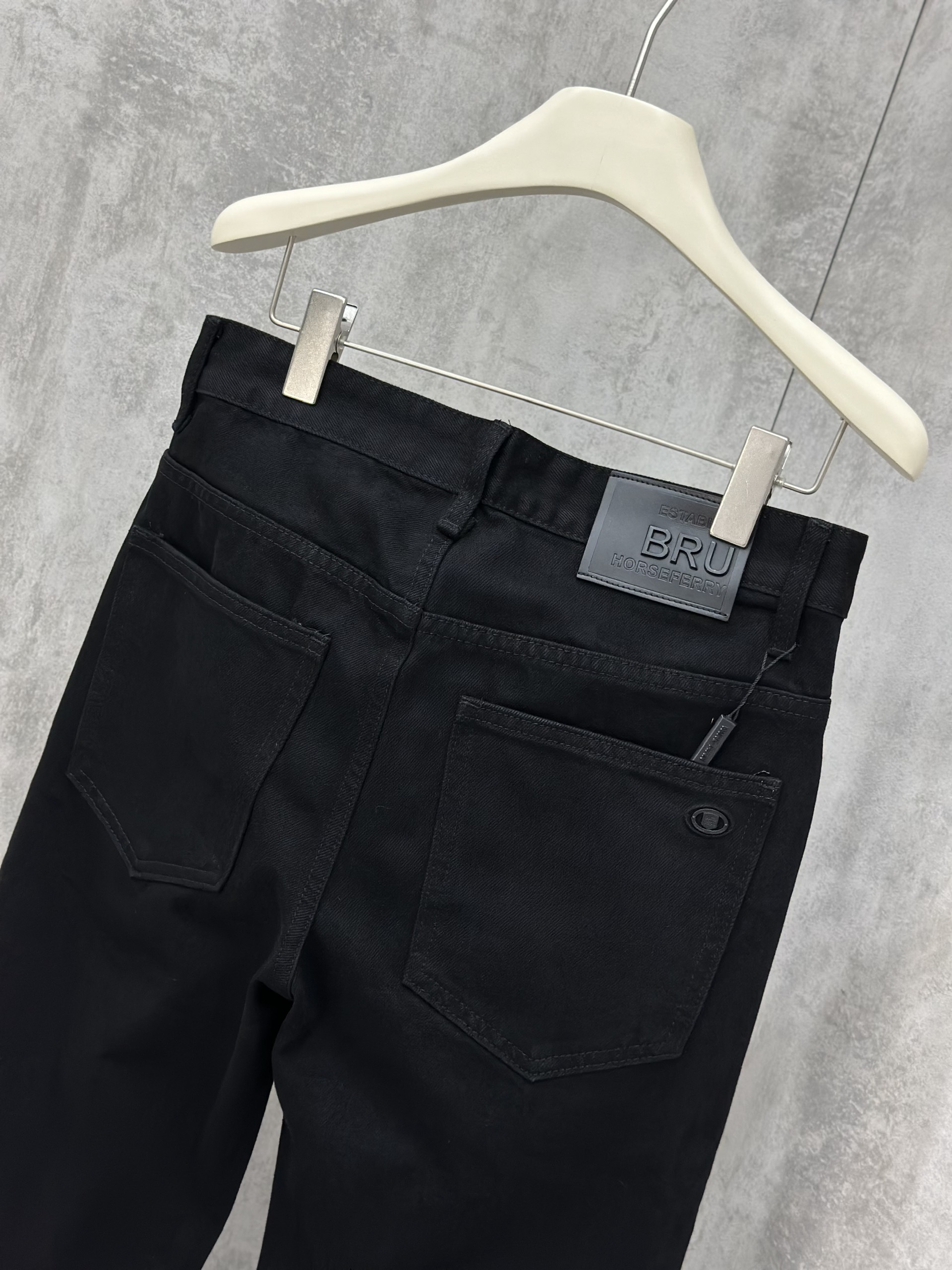 Quần Bò Dài 8620 Đen Xuông - Ảnh 4